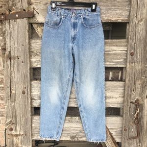 Vintage Levi’s High Waist Mom Jeans